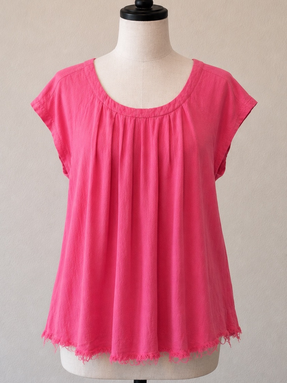 Umgee Fuchsia Scoop Neck Pleated Blouse